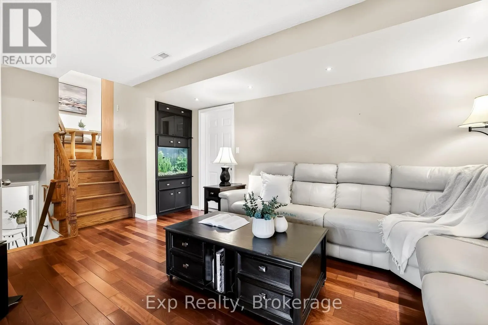 1175 LAKESHORE ROAD