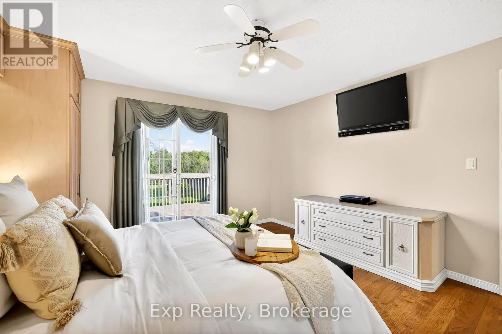 1175 LAKESHORE ROAD