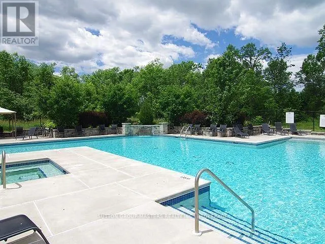 43 COUNTRY CLUB DRIVE