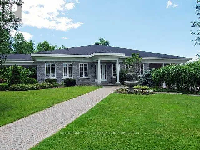 43 COUNTRY CLUB DRIVE