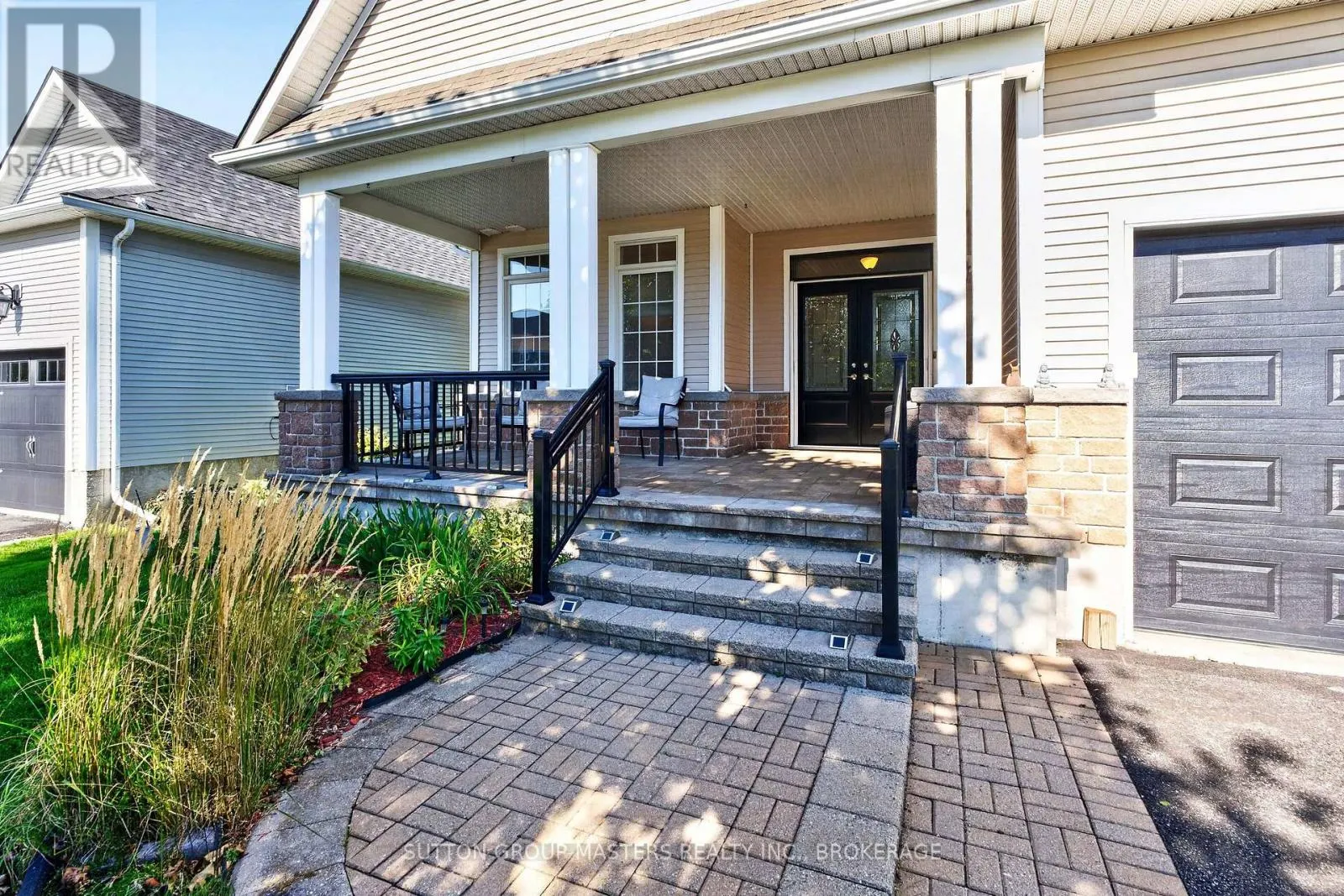 43 COUNTRY CLUB DRIVE