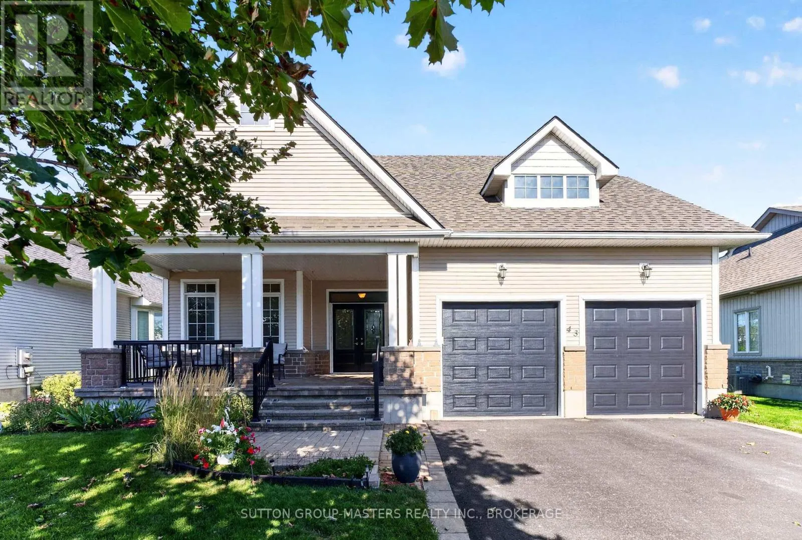 43 COUNTRY CLUB DRIVE