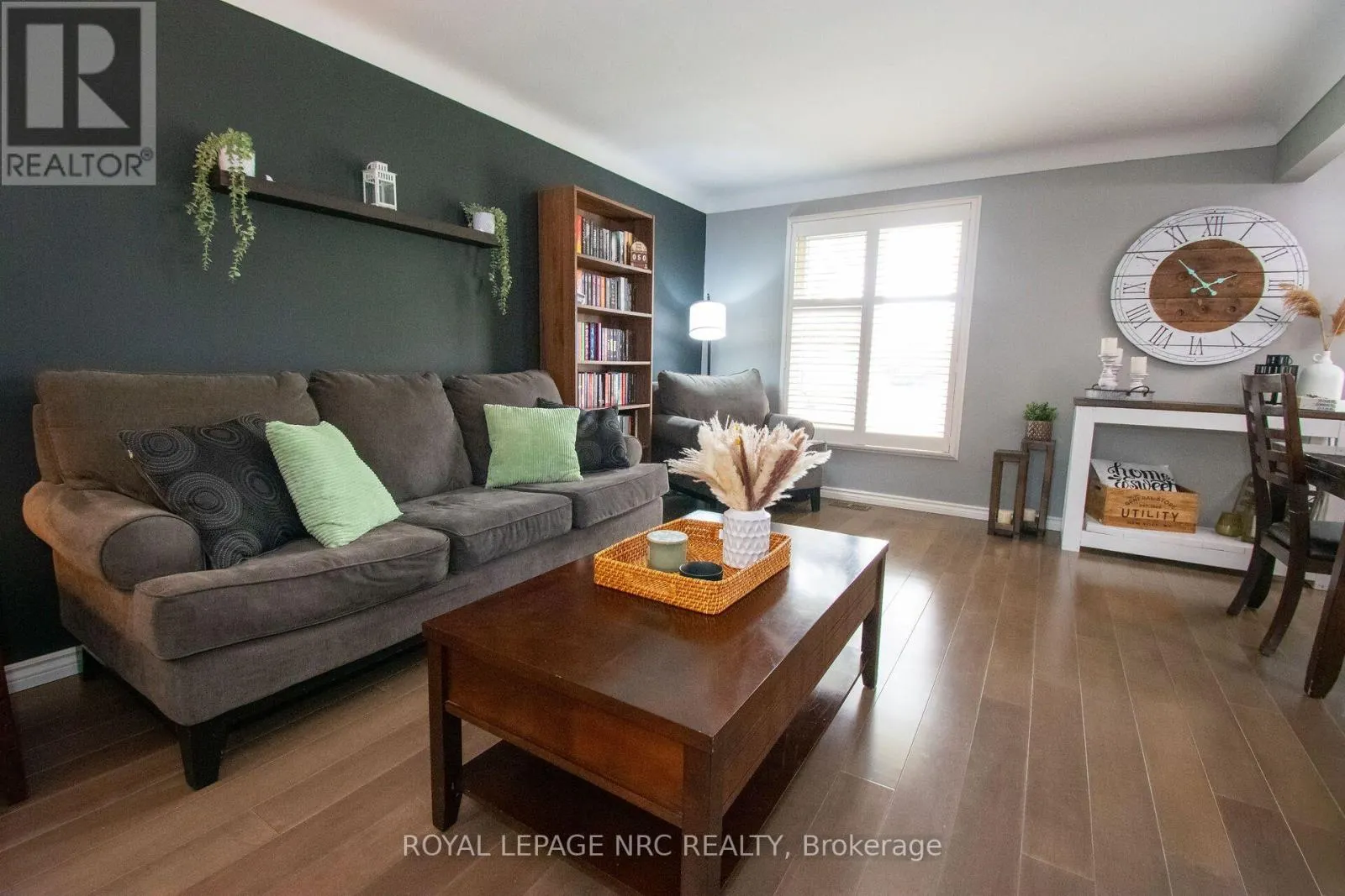 46 TRELAWN PARKWAY
