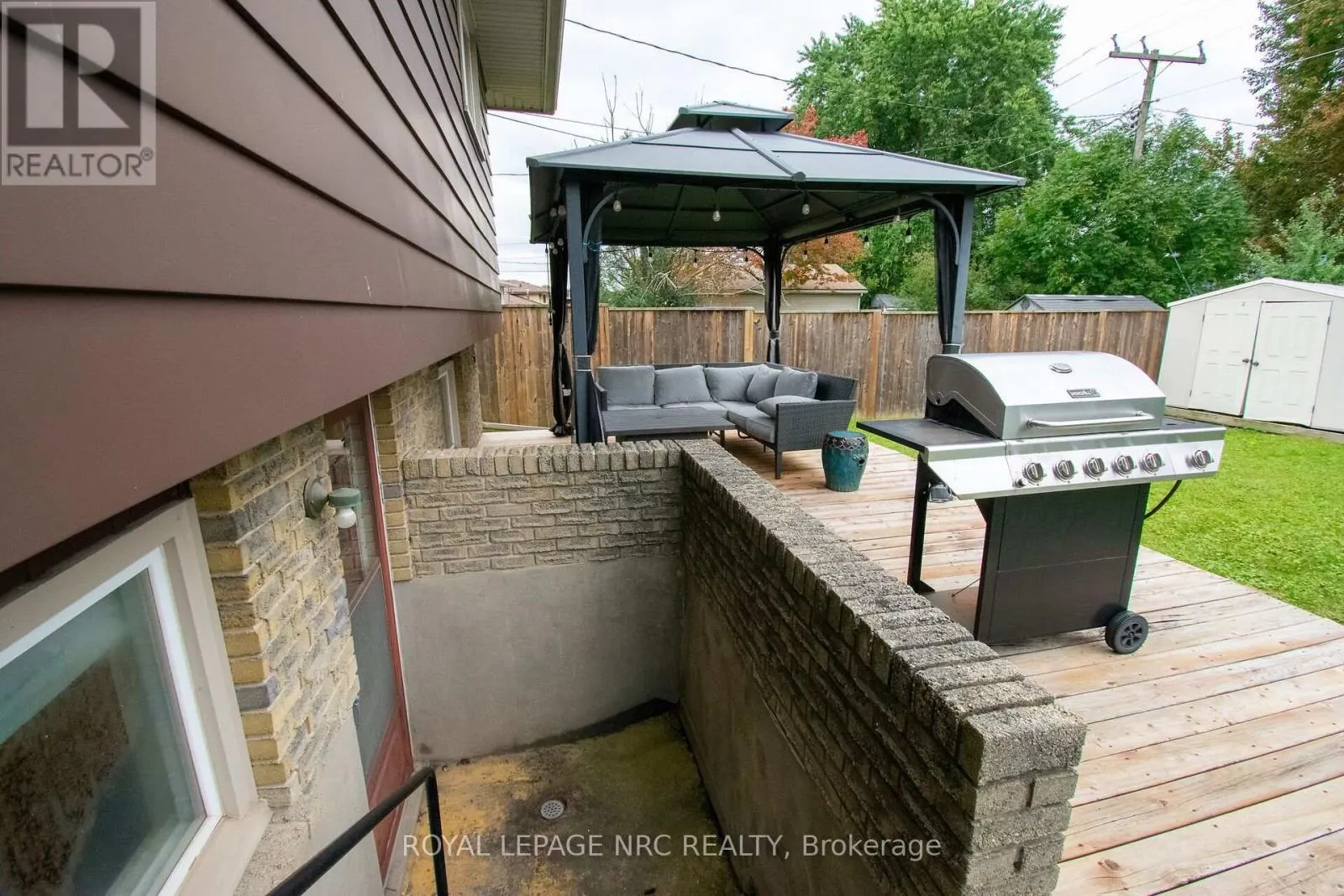 46 TRELAWN PARKWAY