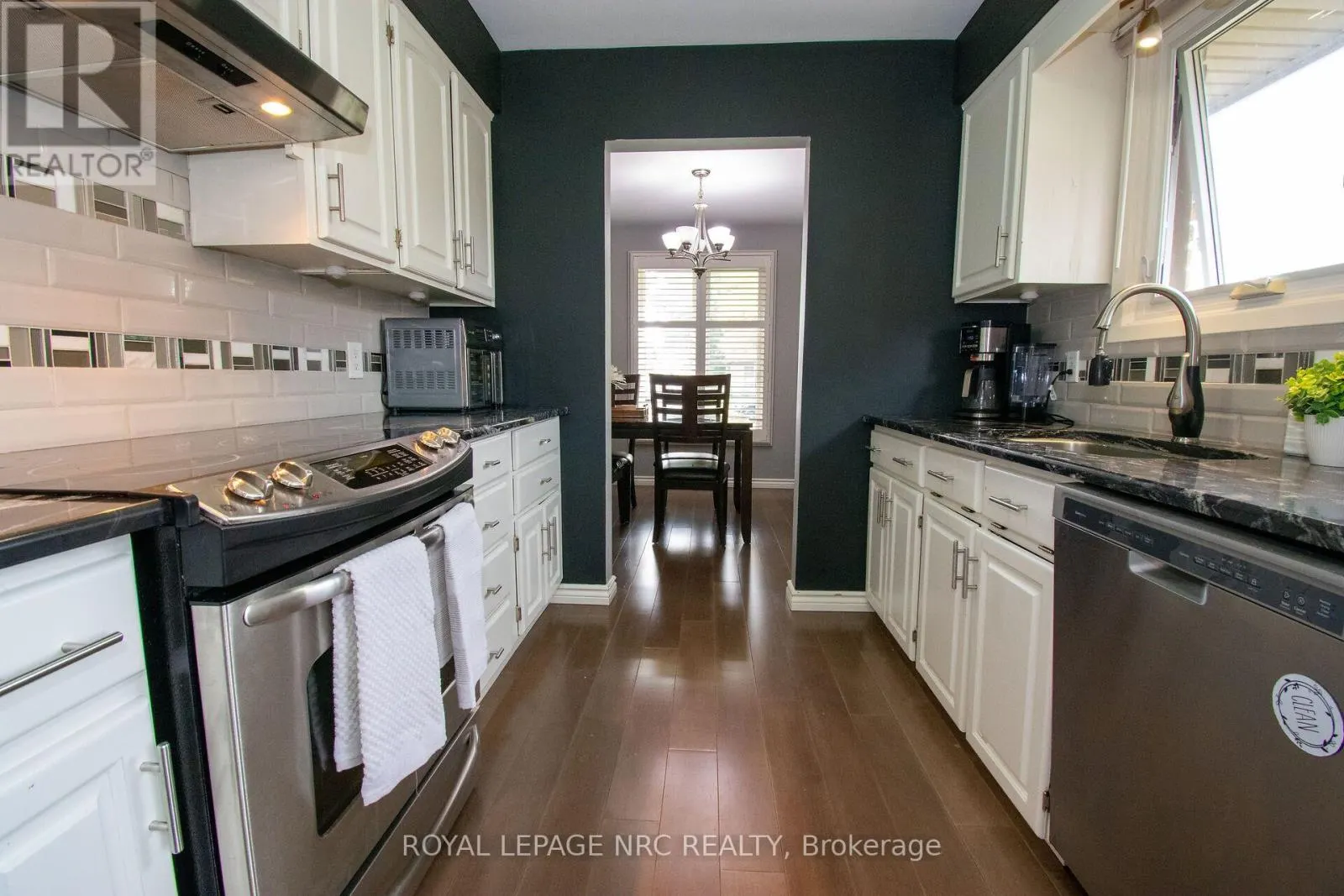 46 TRELAWN PARKWAY