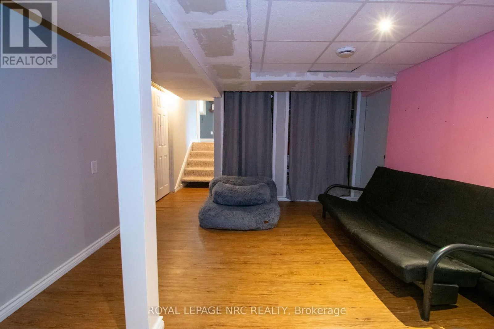 46 TRELAWN PARKWAY