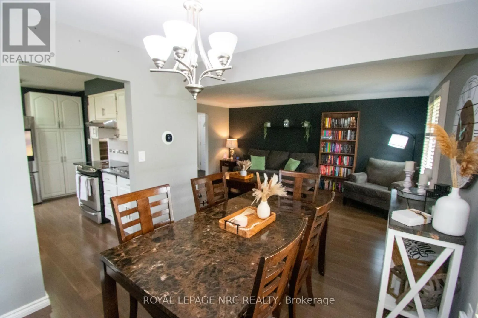 46 TRELAWN PARKWAY