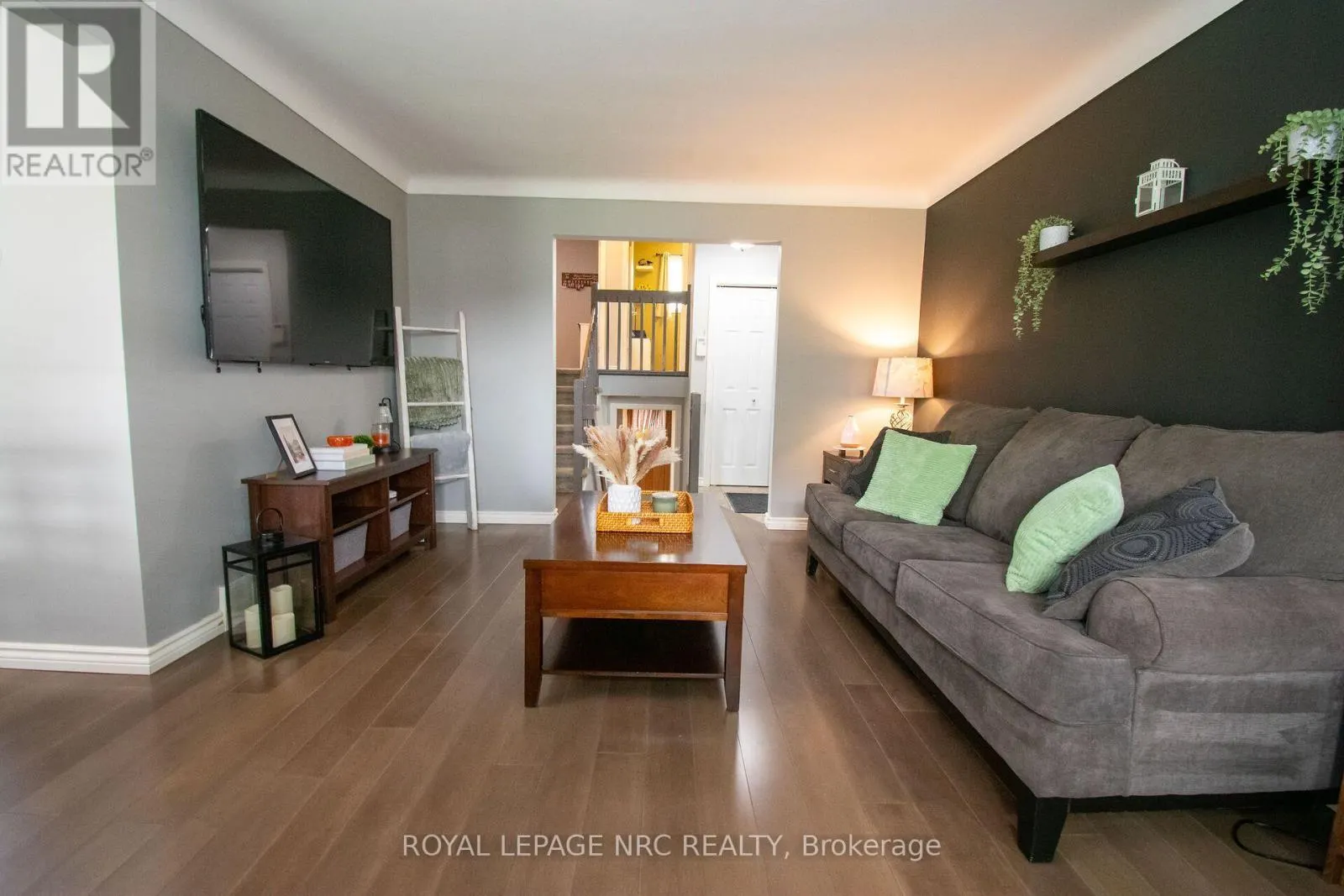 46 TRELAWN PARKWAY