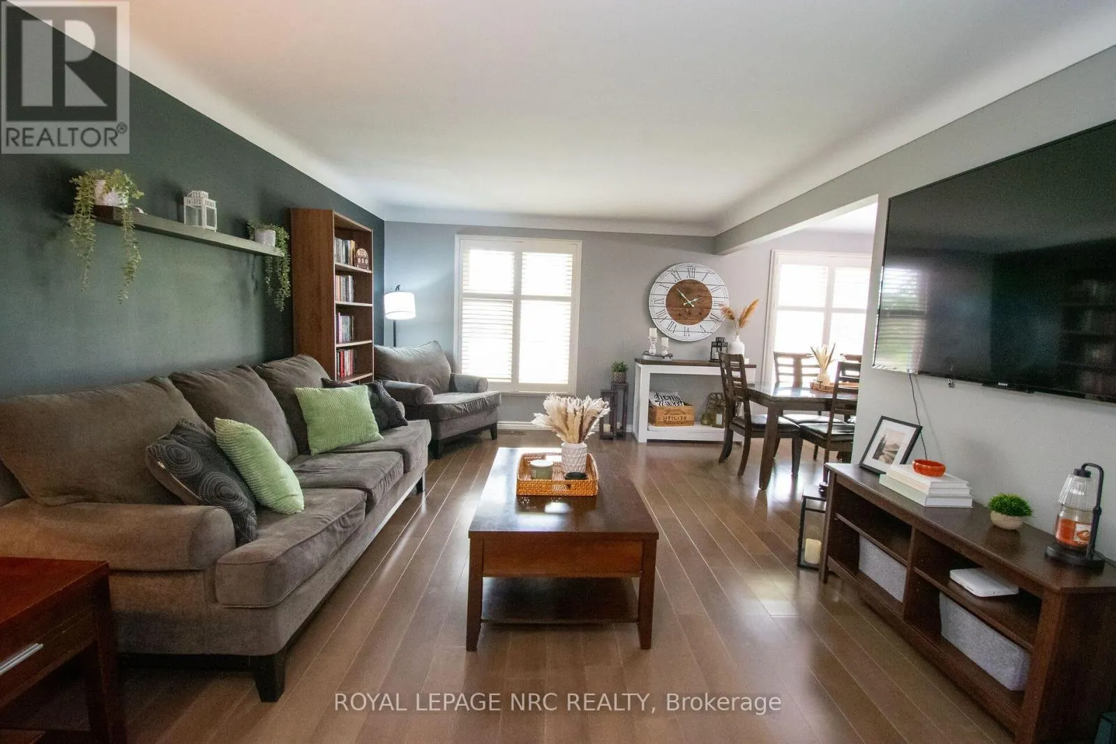 46 TRELAWN PARKWAY