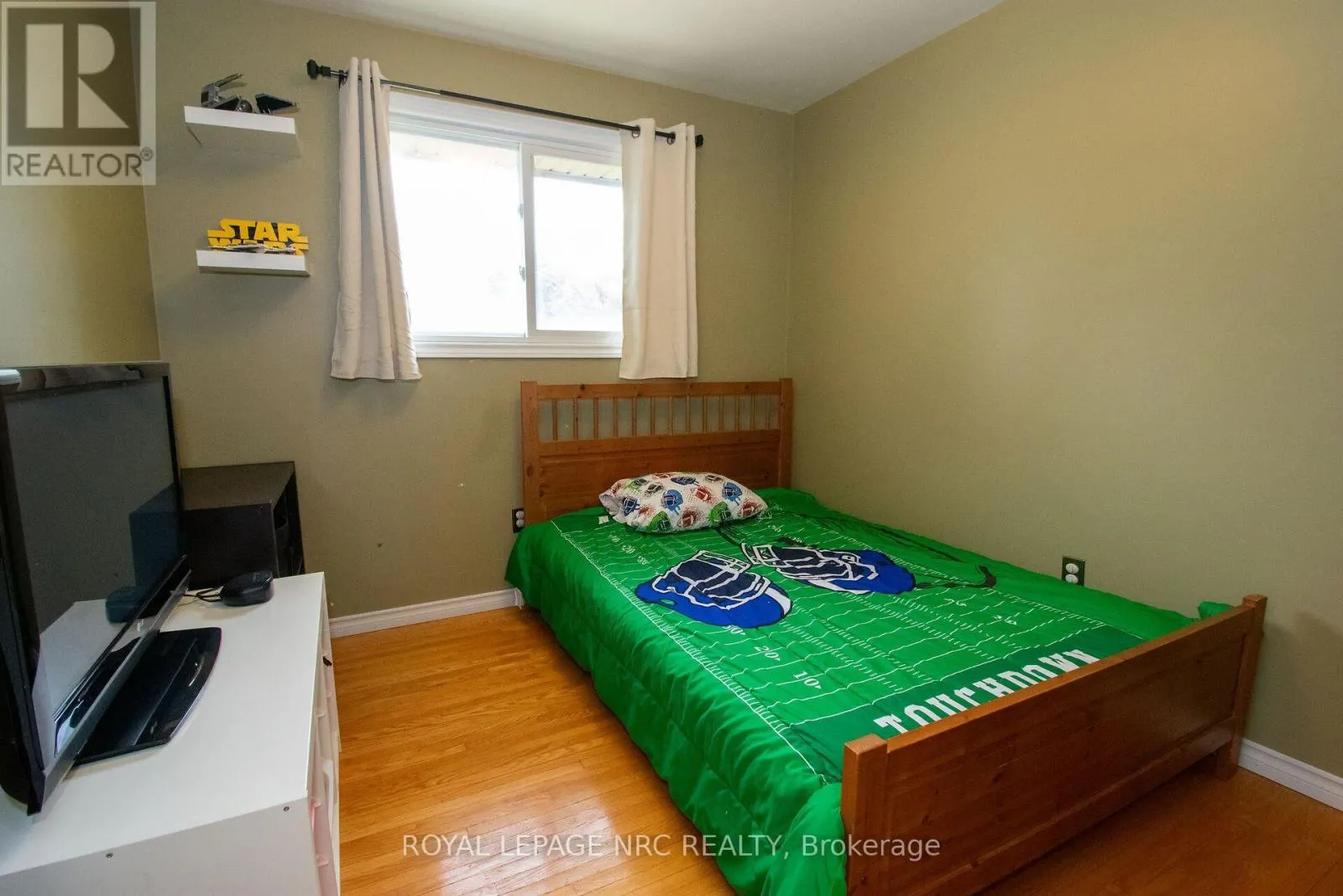 46 TRELAWN PARKWAY