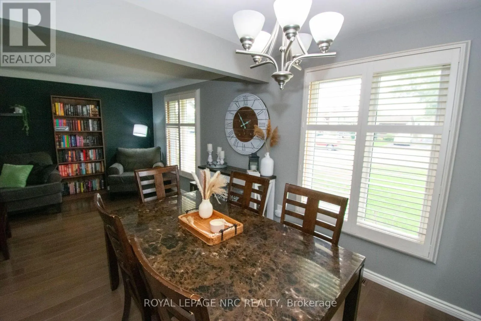46 TRELAWN PARKWAY