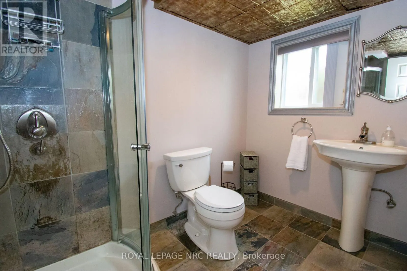 46 TRELAWN PARKWAY