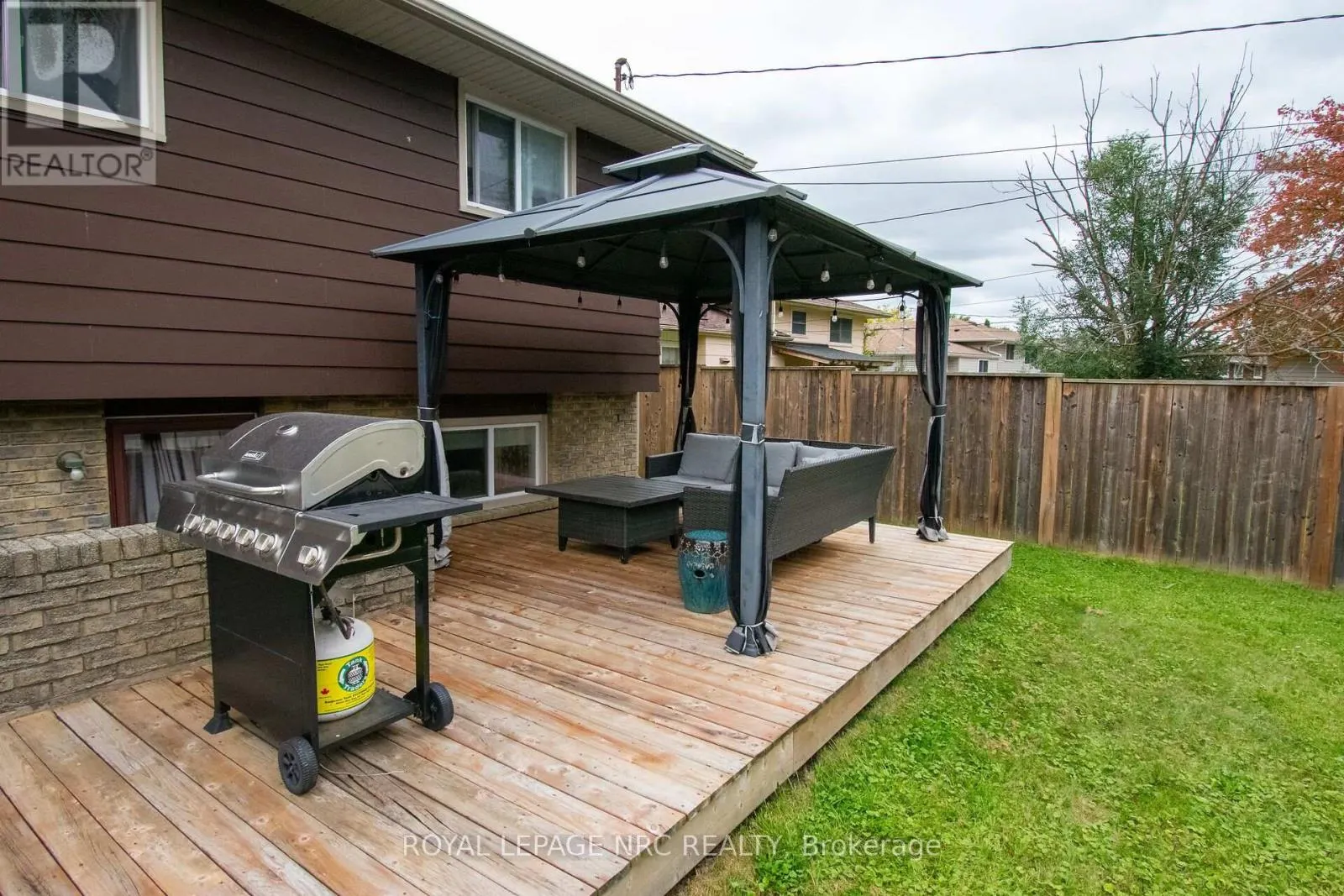 46 TRELAWN PARKWAY