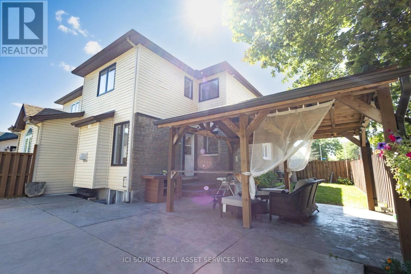 127 WATERBRIDGE DRIVE