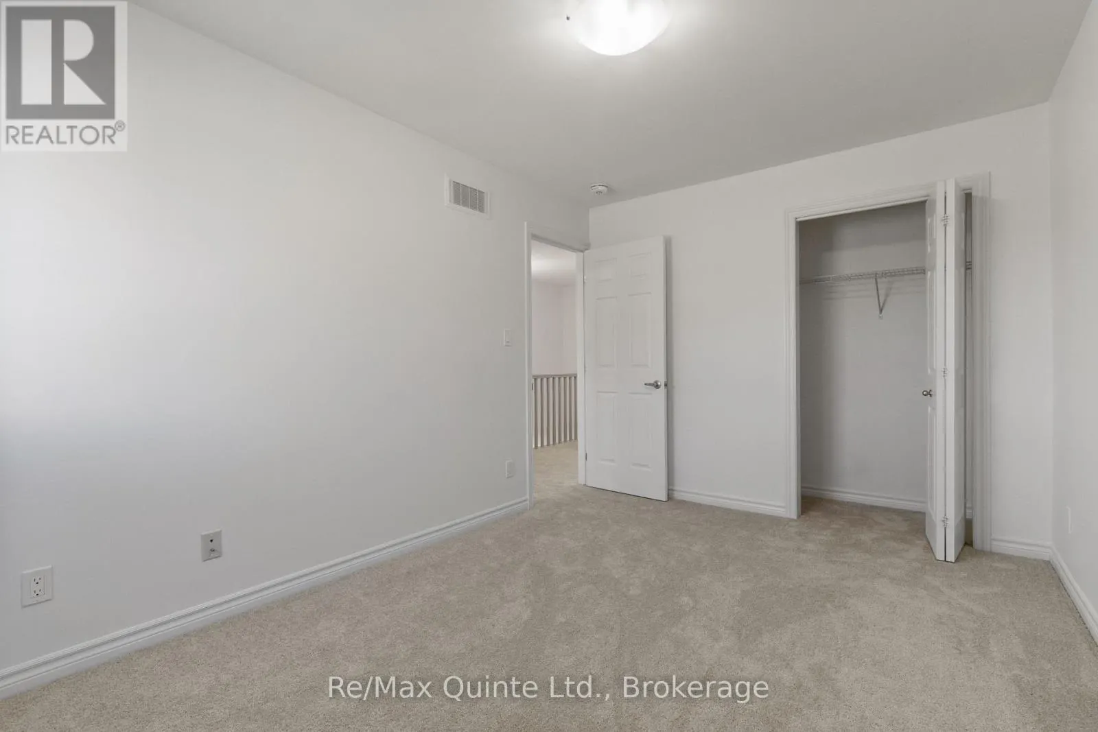 46 COTTONWOOD DRIVE