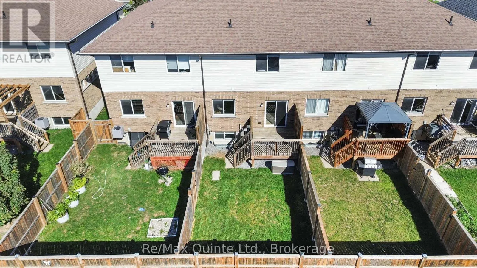 46 COTTONWOOD DRIVE