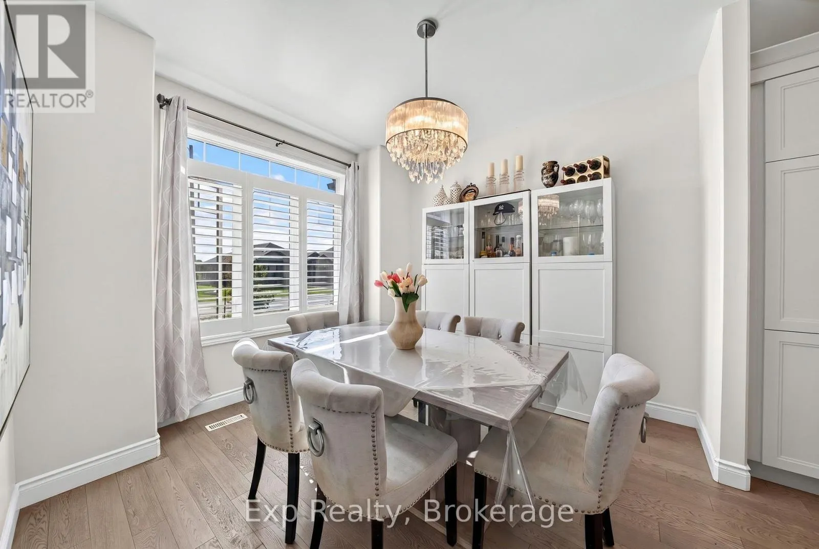 12 COVINGTON CRESCENT