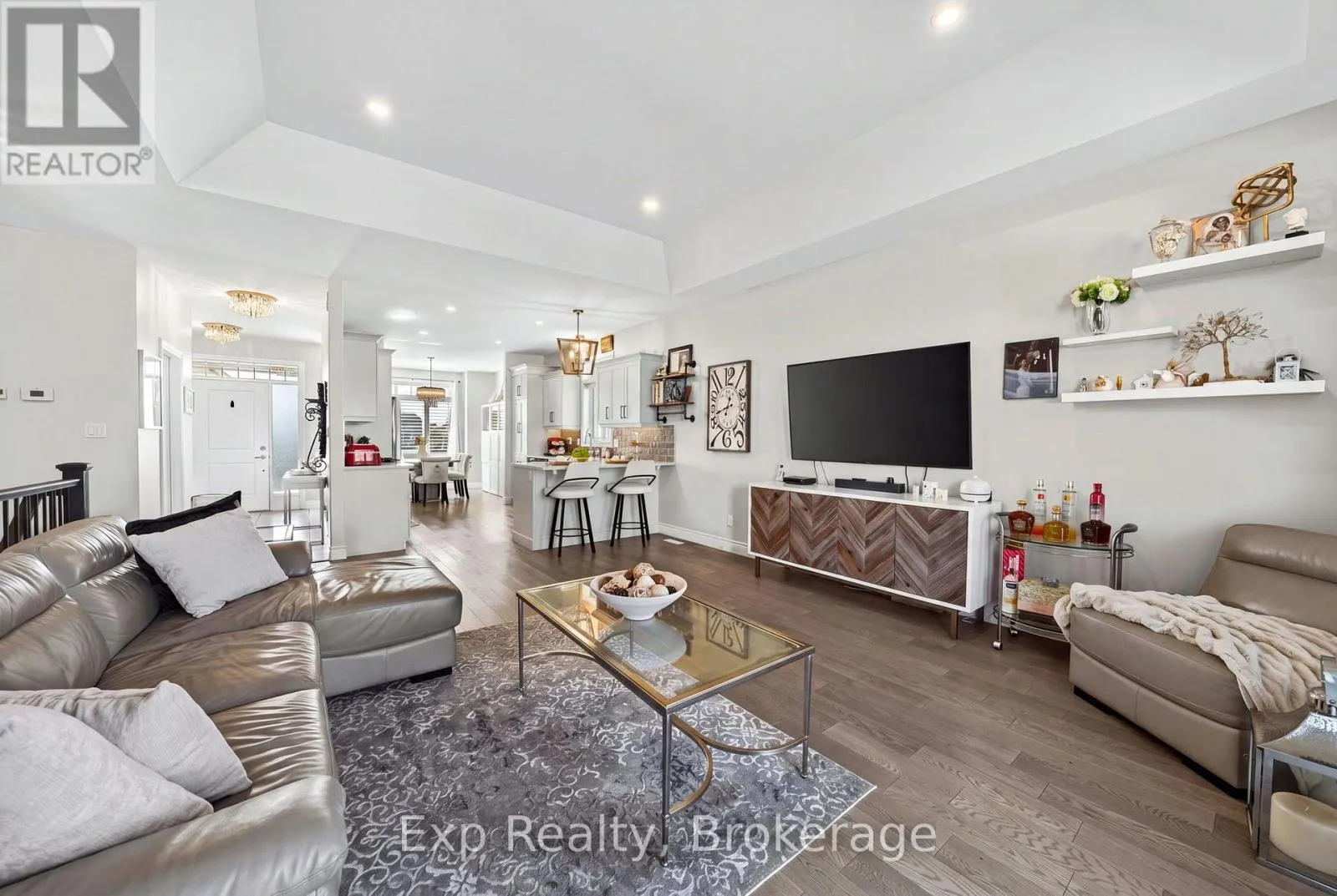 12 COVINGTON CRESCENT