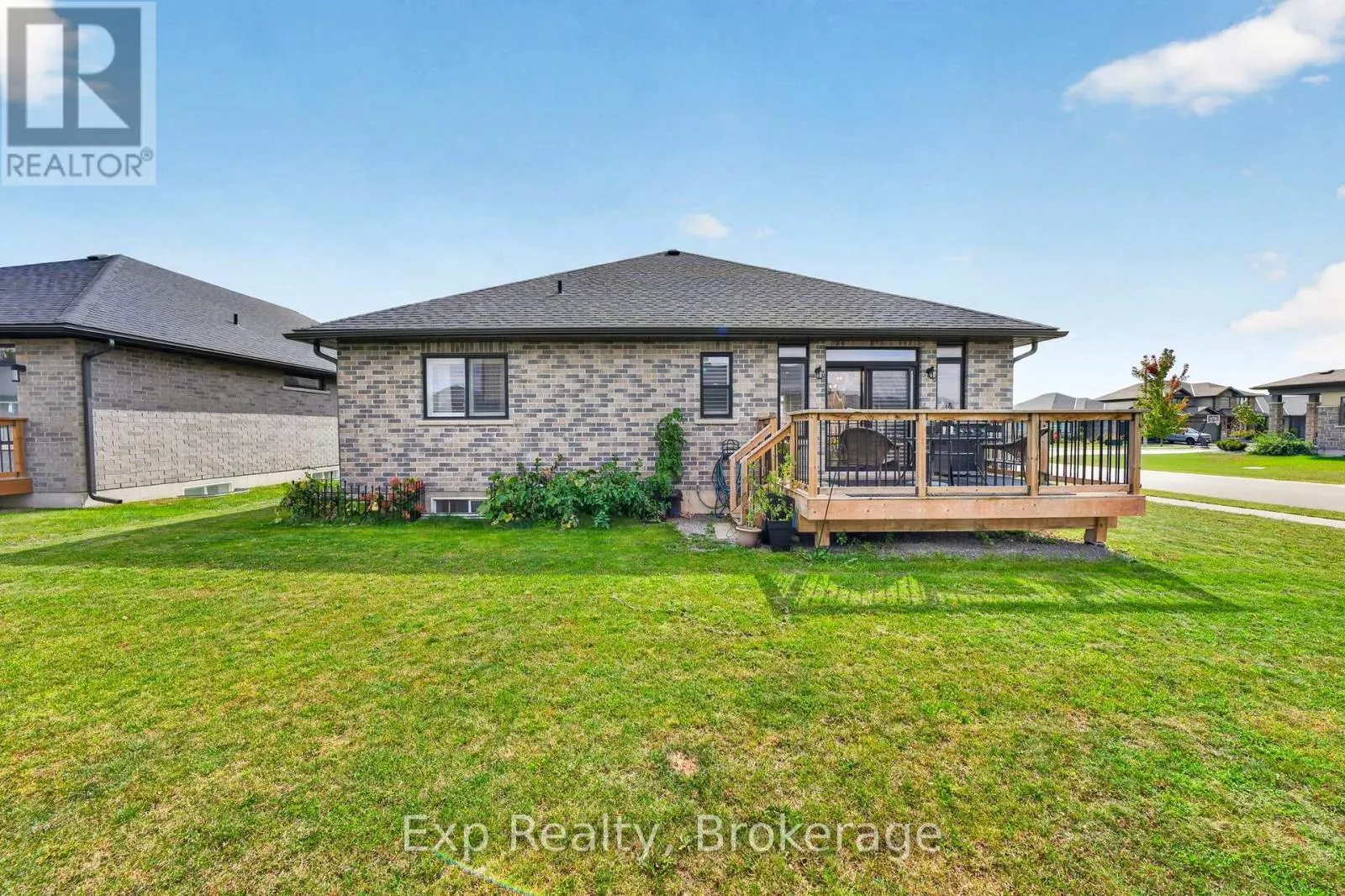 12 COVINGTON CRESCENT