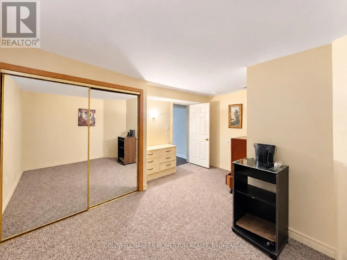 11 - 5200 DORCHESTER ROAD #11