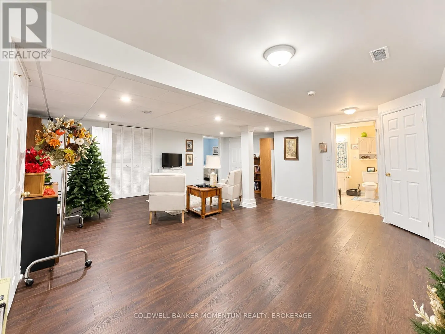 11 - 5200 DORCHESTER ROAD #11