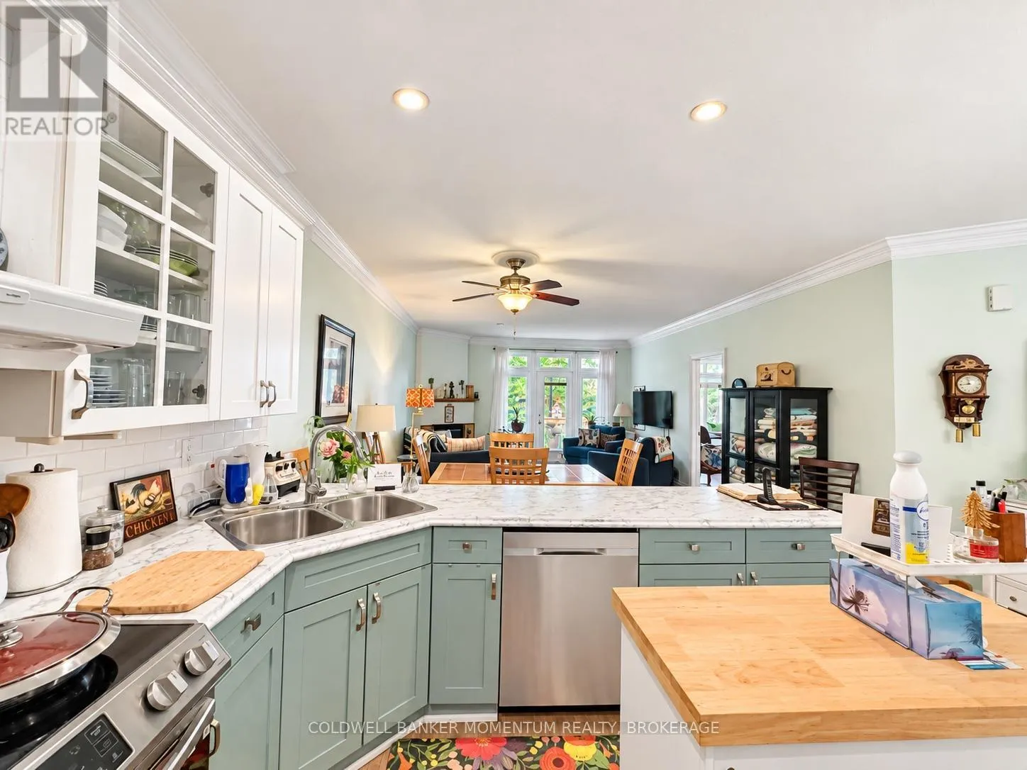 11 - 5200 DORCHESTER ROAD #11