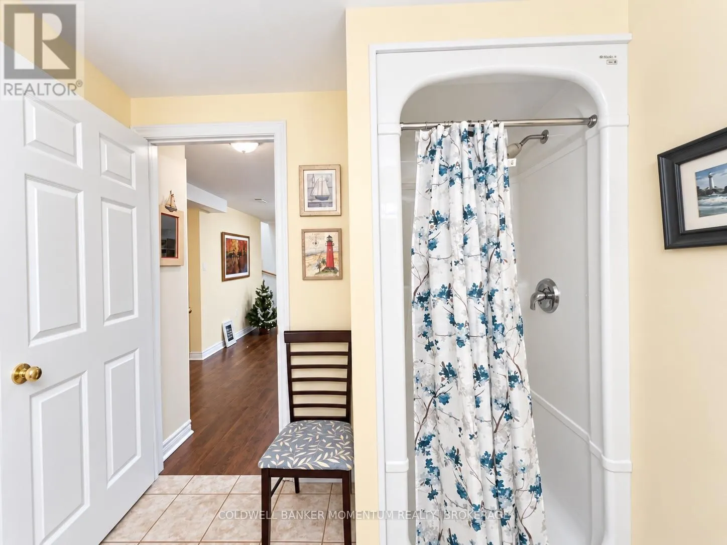 11 - 5200 DORCHESTER ROAD #11