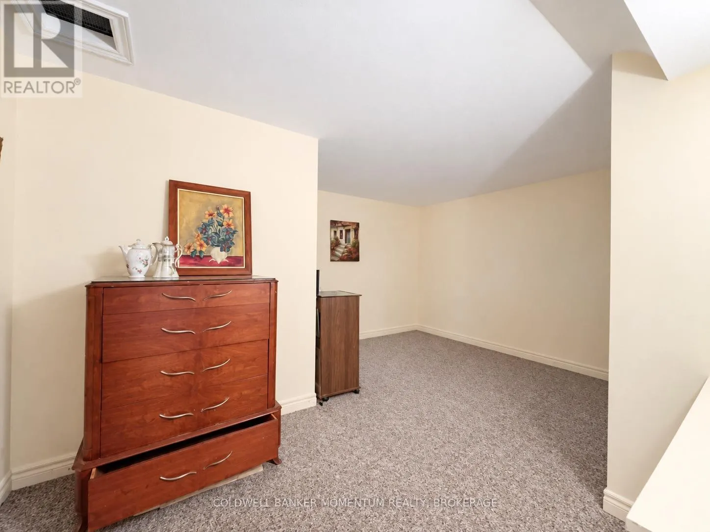 11 - 5200 DORCHESTER ROAD #11