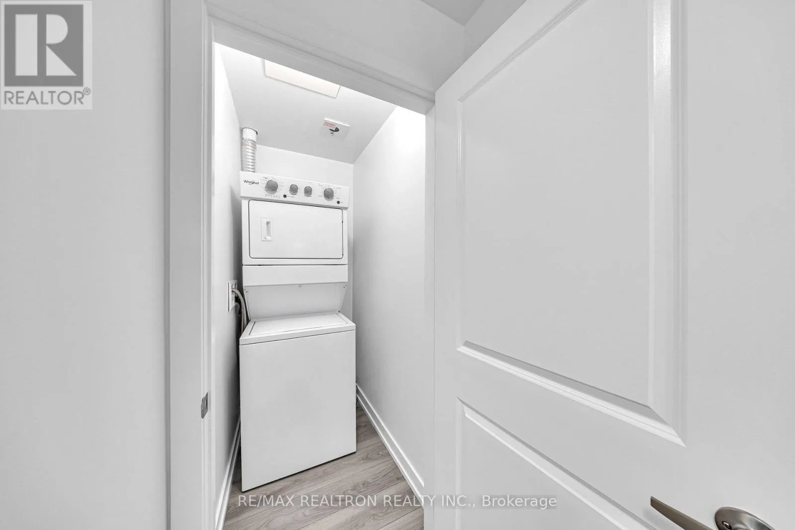 140 - 5055 GREENLANE ROAD