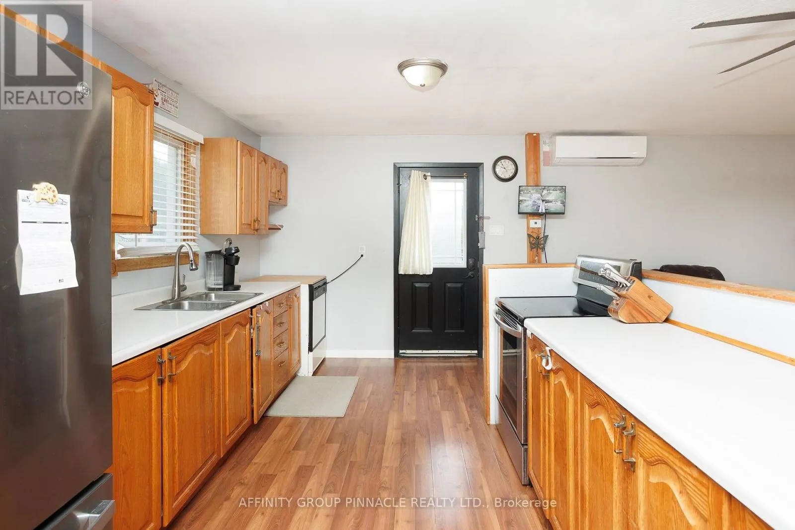 24 OAKWOOD DRIVE