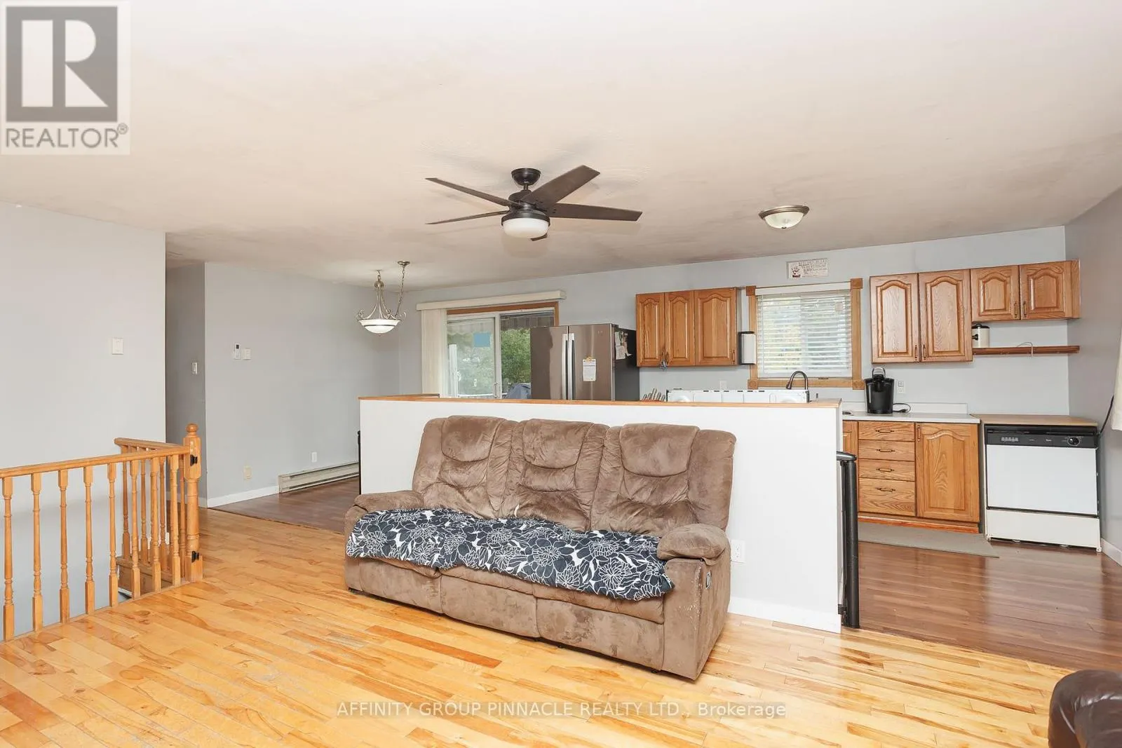 24 OAKWOOD DRIVE