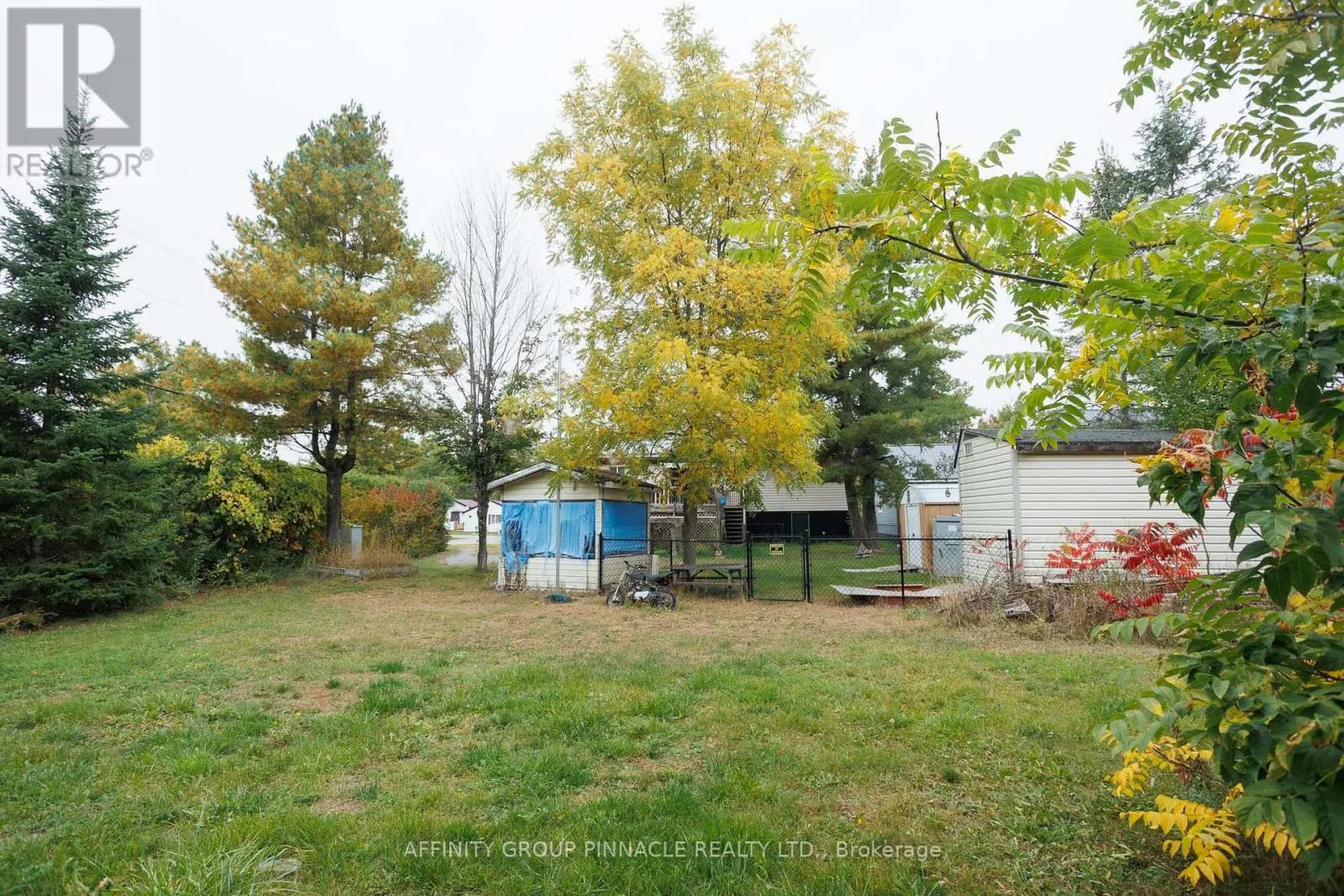 24 OAKWOOD DRIVE