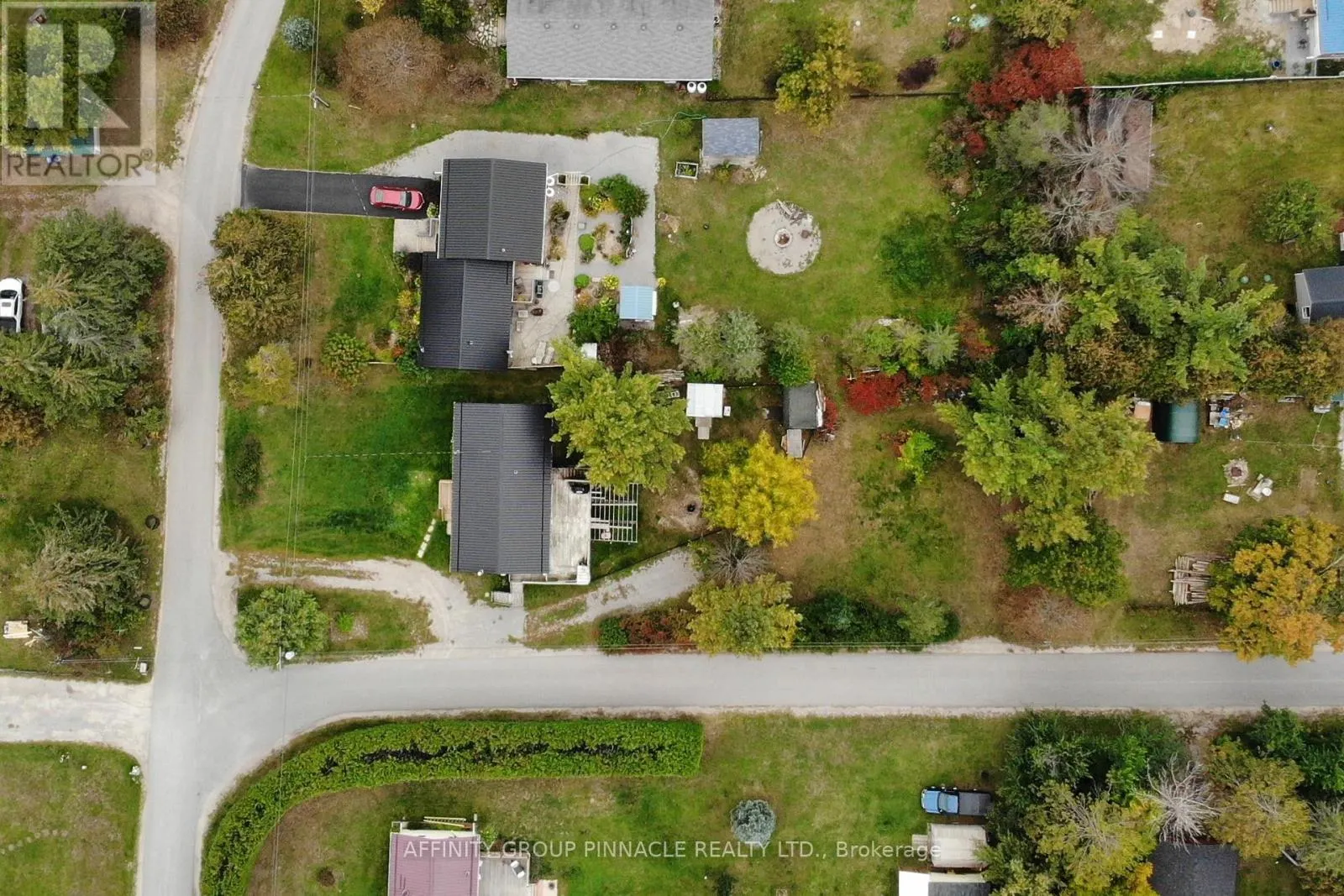 24 OAKWOOD DRIVE