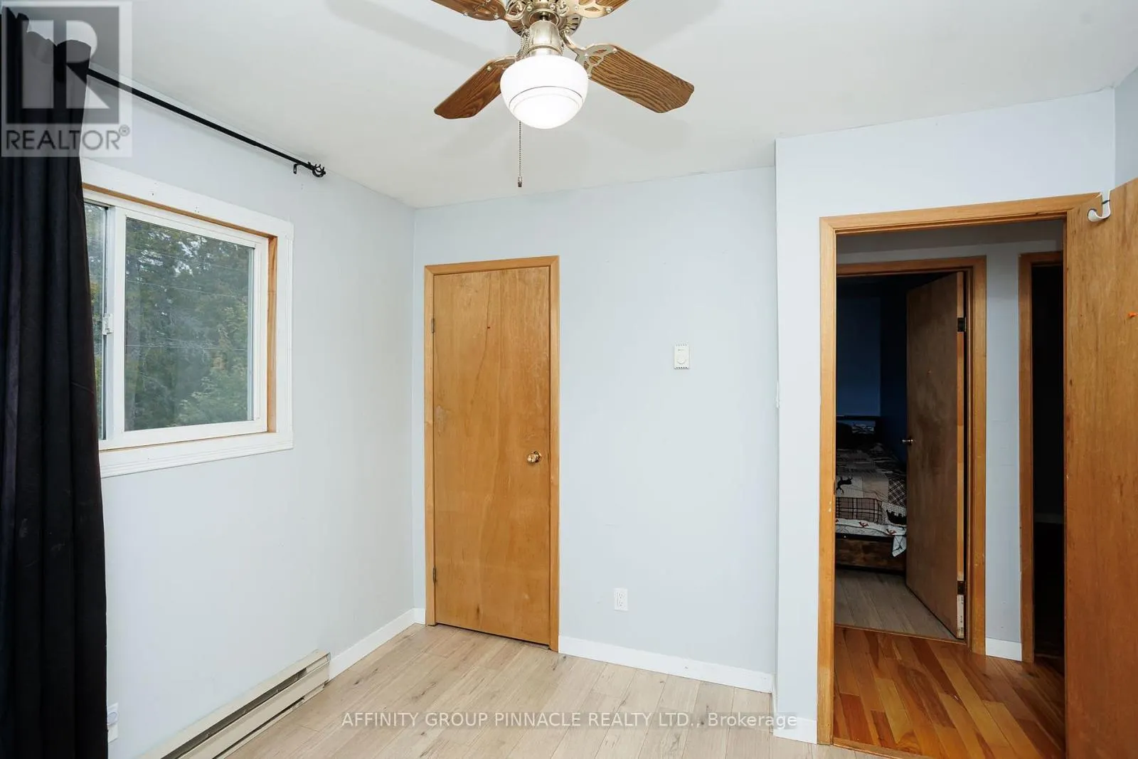 24 OAKWOOD DRIVE