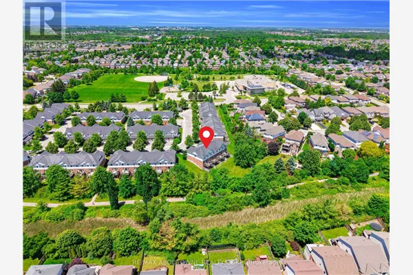 15 - 151 CLAIRFIELDS DRIVE E