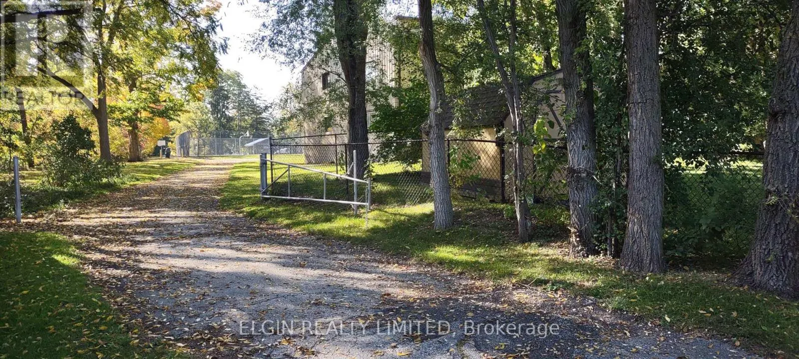 219 BRENTWOOD CRESCENT