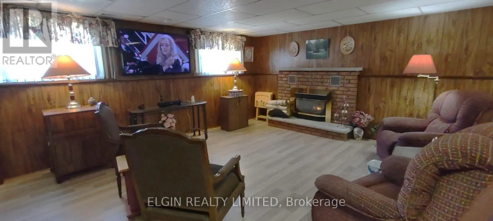 219 BRENTWOOD CRESCENT