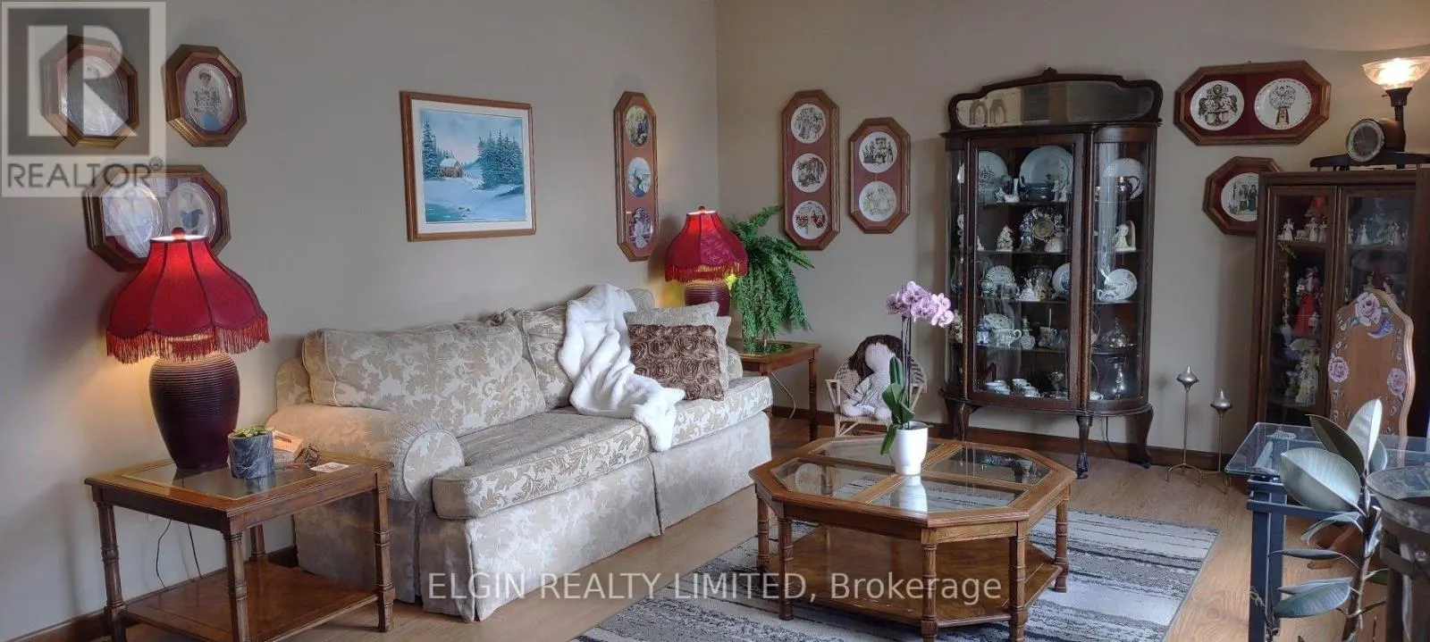 219 BRENTWOOD CRESCENT
