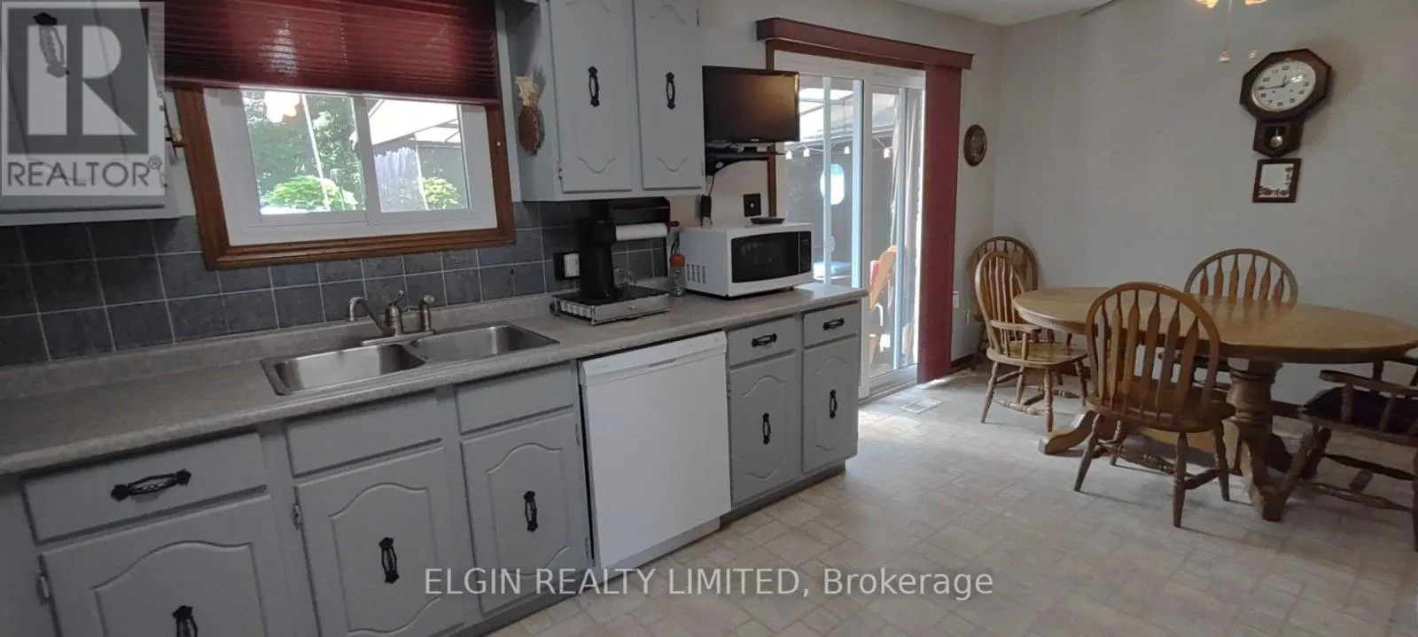219 BRENTWOOD CRESCENT