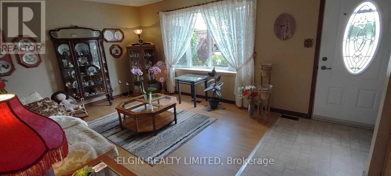 219 BRENTWOOD CRESCENT