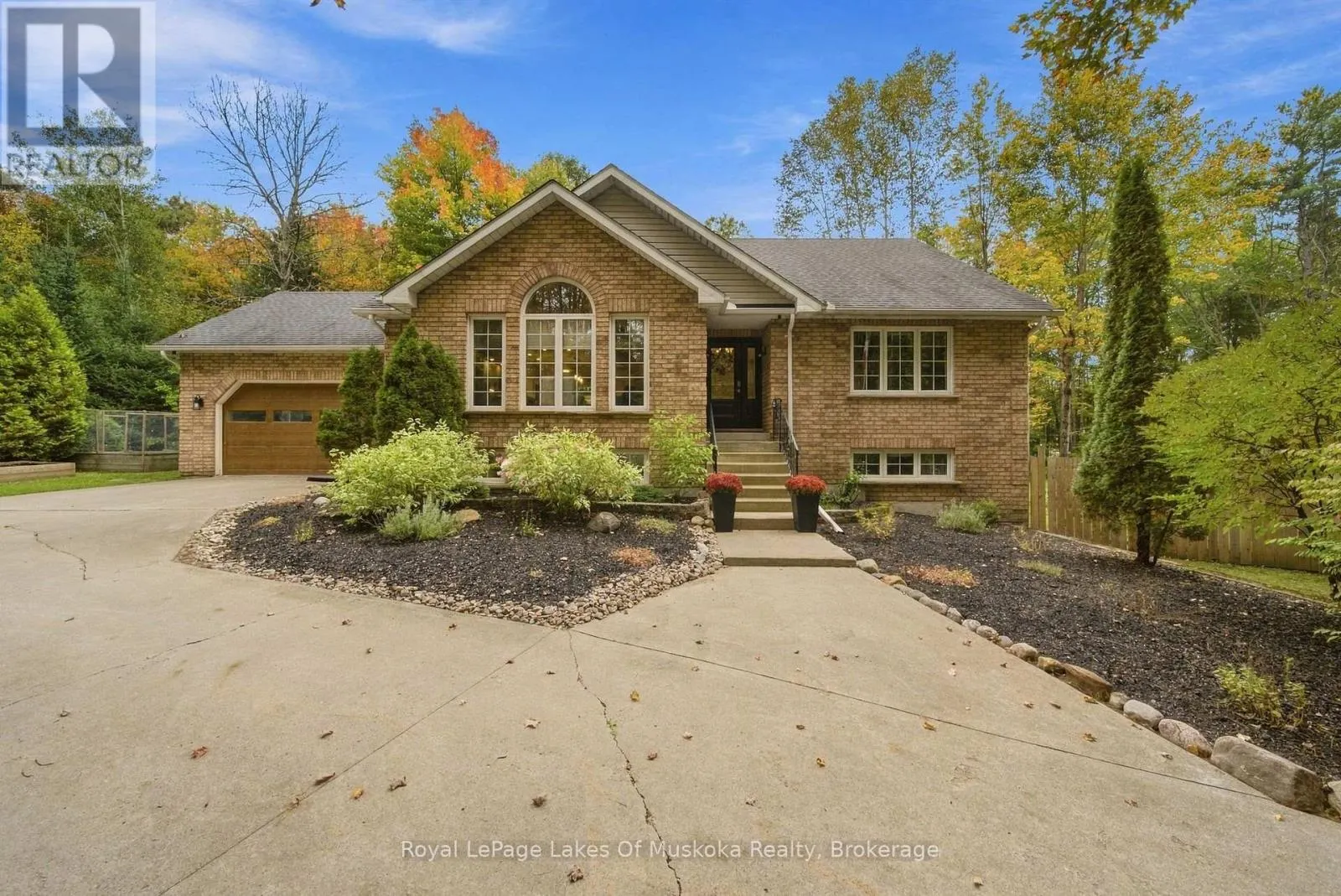 1002 JOSEPH PLACE