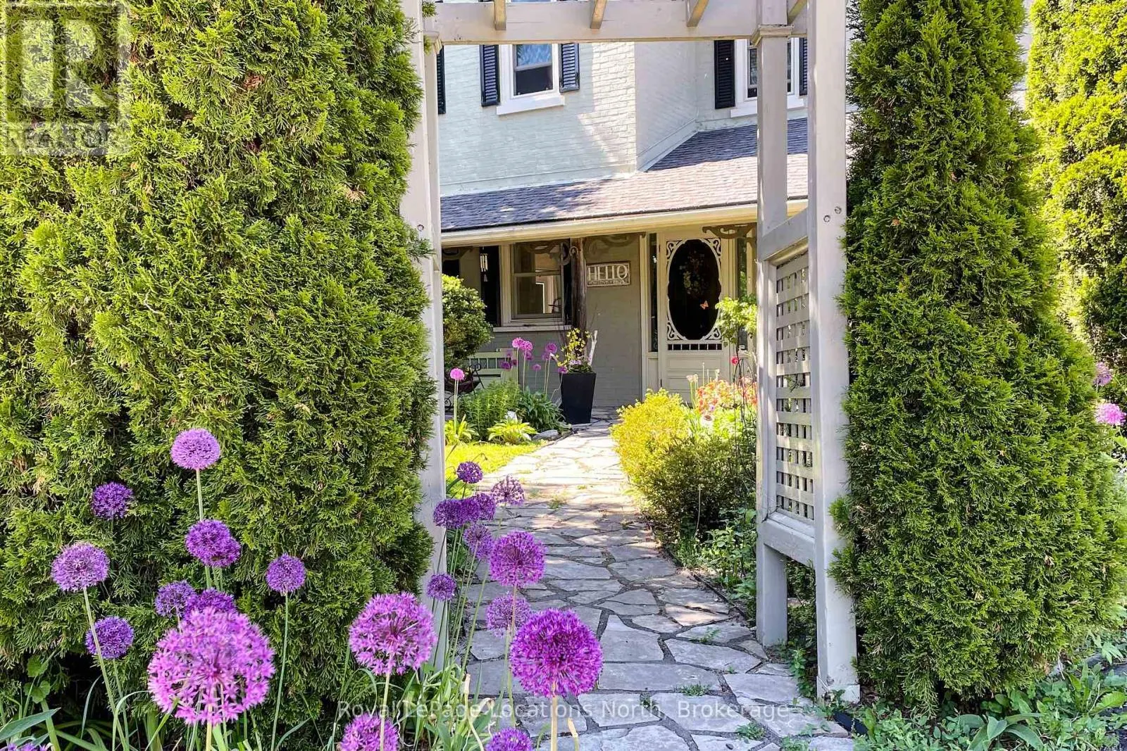 44 PARKVIEW AVENUE