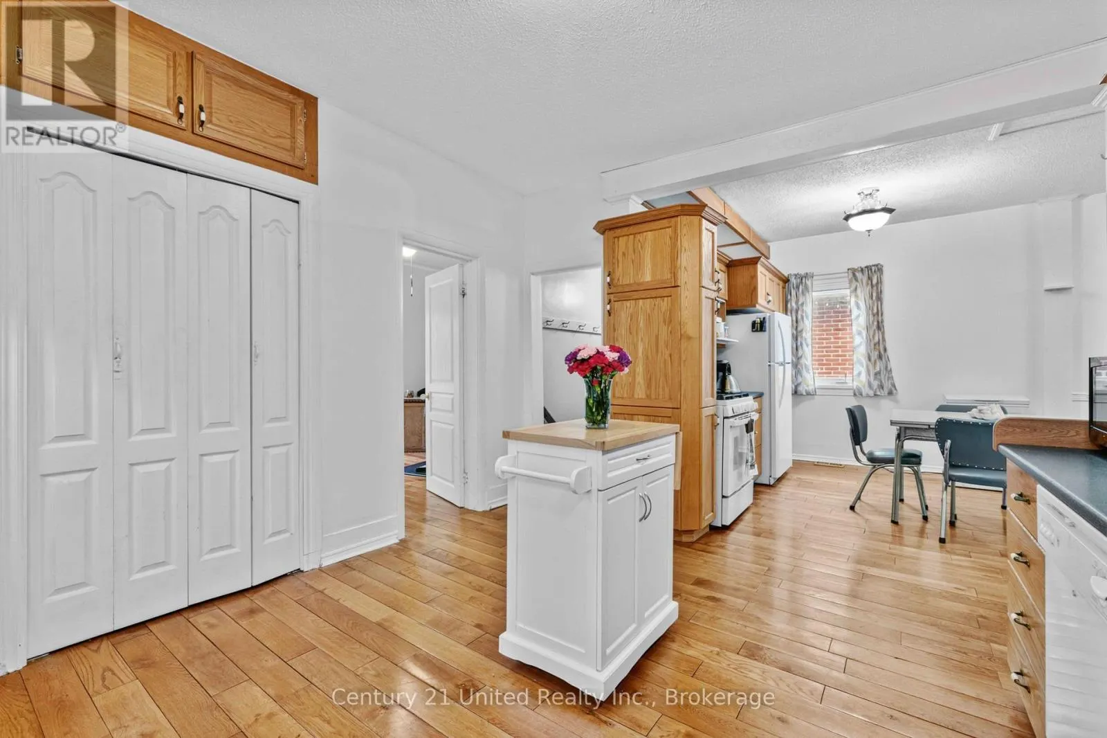 528 BRIOUX AVENUE