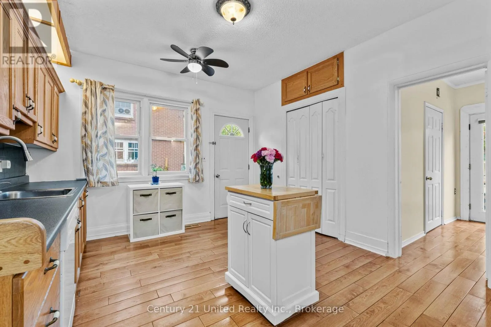 528 BRIOUX AVENUE