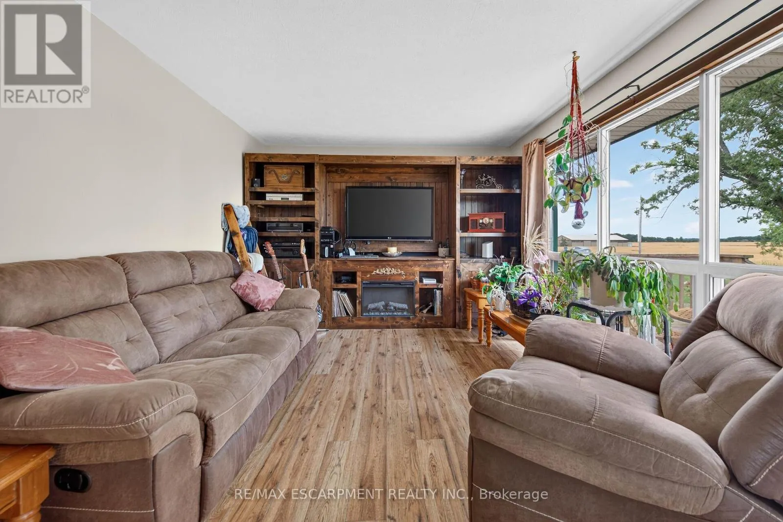 1057 CONCESSION 4 ROAD
