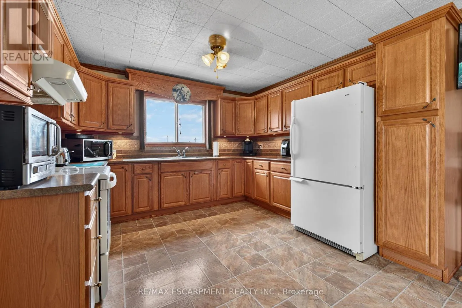 1057 CONCESSION 4 ROAD