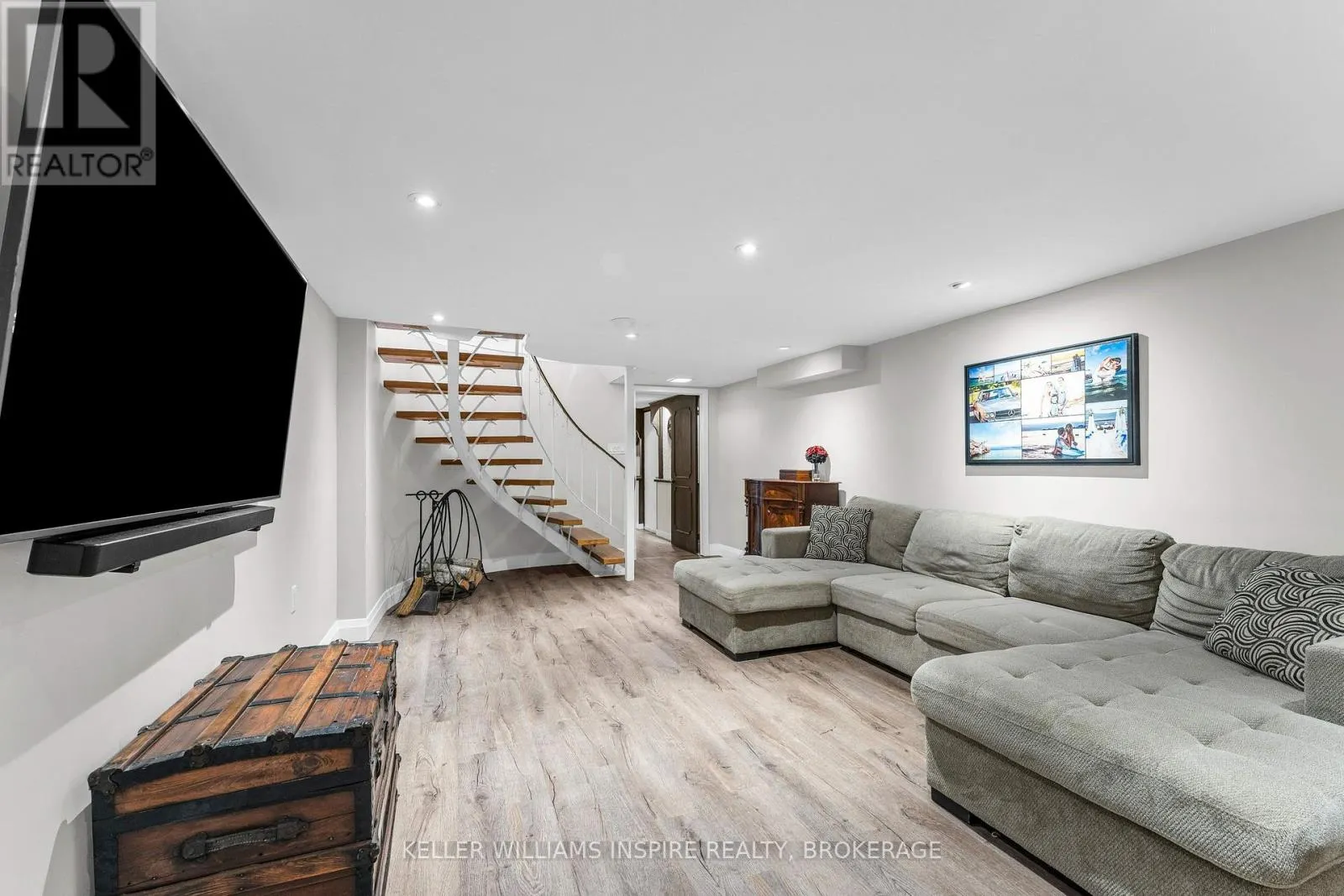 4557 BATH ROAD