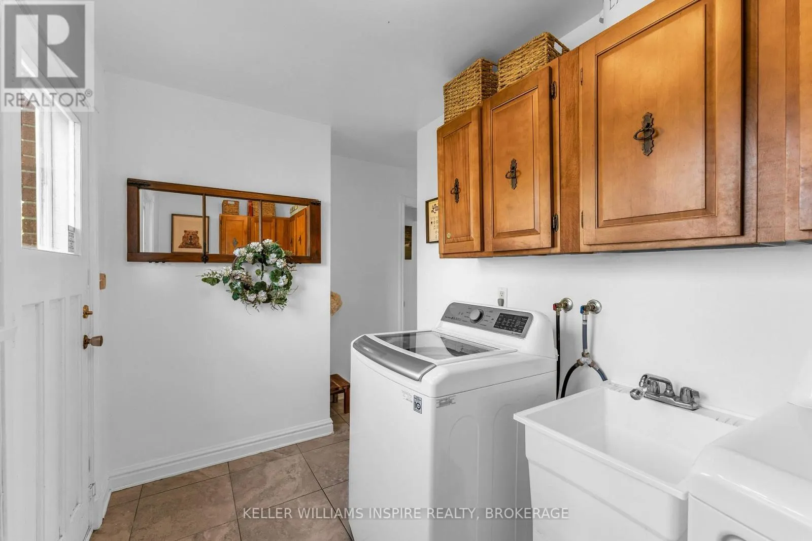 4557 BATH ROAD