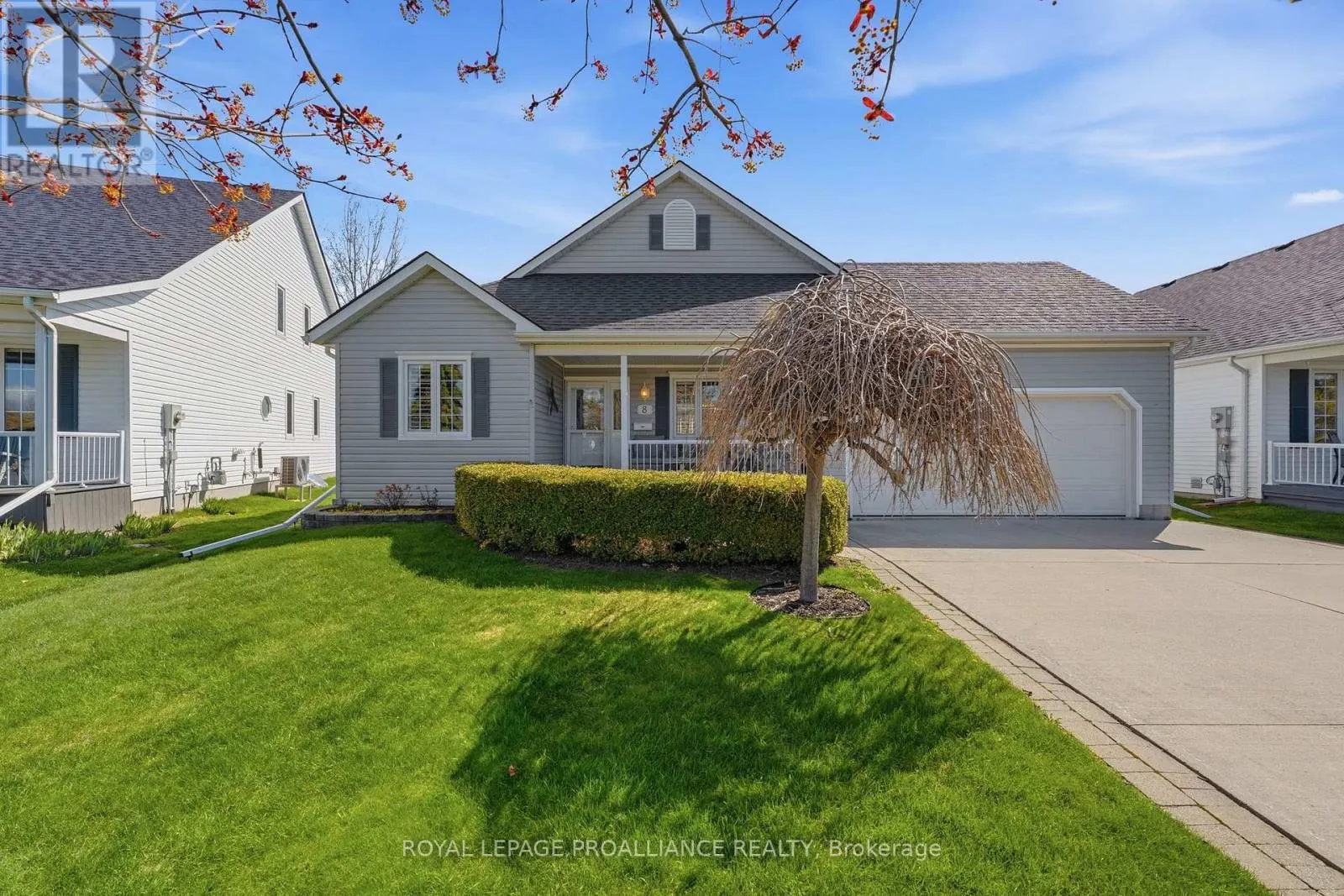 8 SANDPIPER WAY