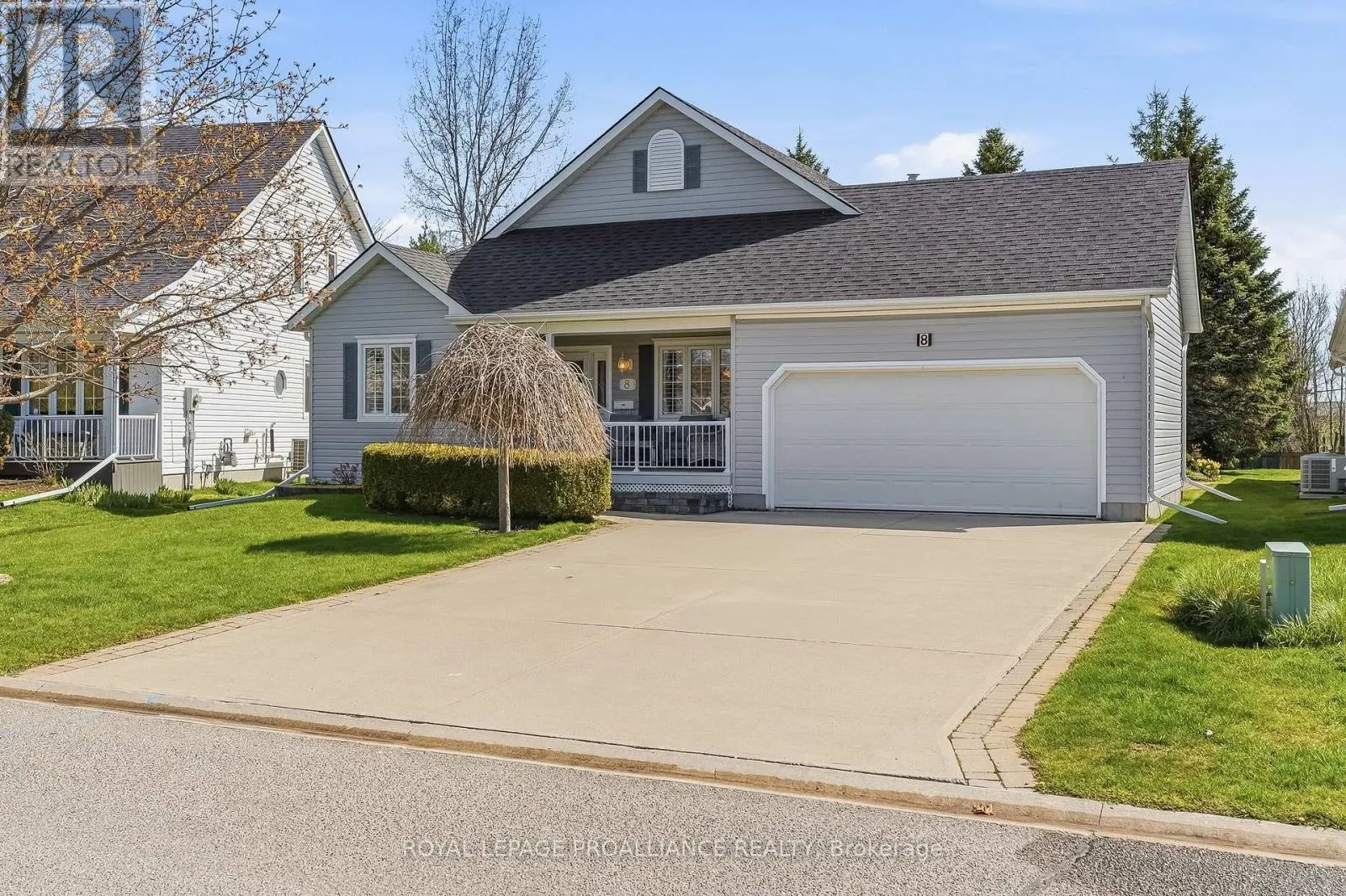 8 SANDPIPER WAY